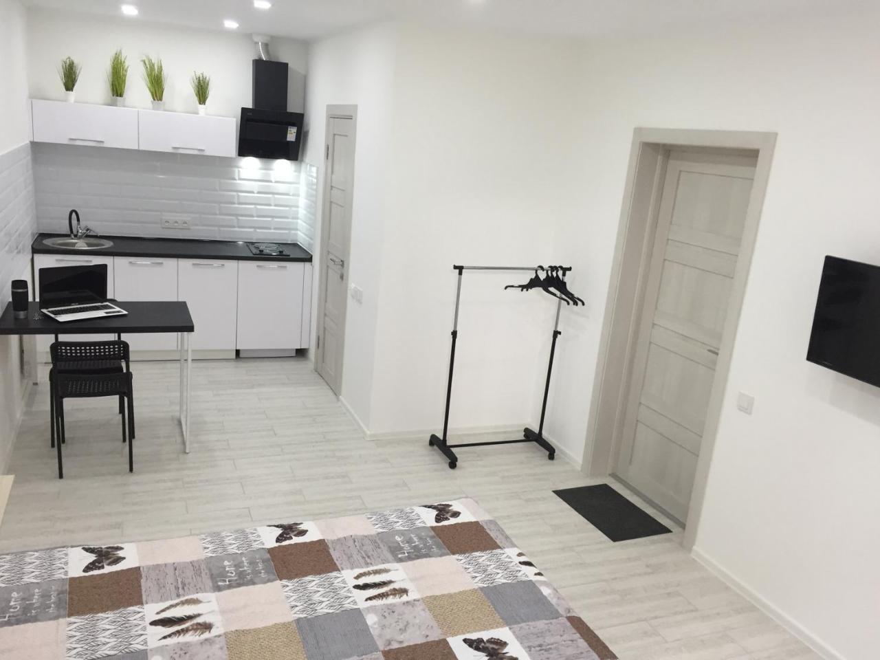 Small Underground Apartment At The Center Kherson Exterior foto